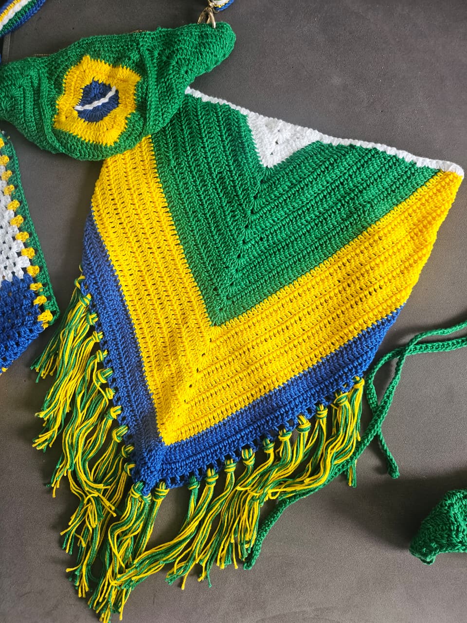 Cropped em Crochê do Brasil